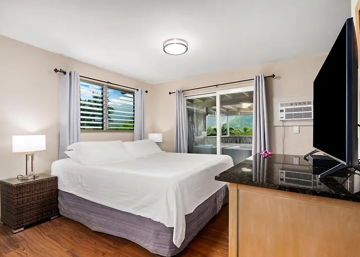 Paradise Bay Resort