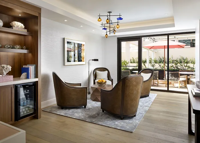 Halepuna Waikiki By Halekulani - No Resort Fee